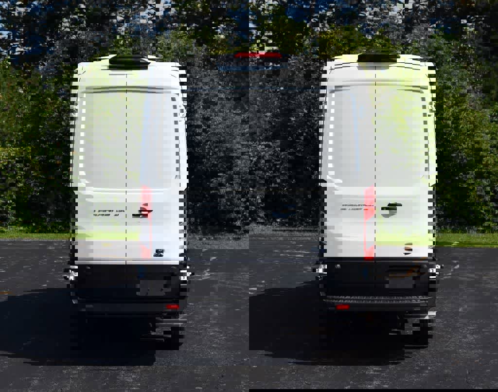 New 2025 Ford Transit 250 148 Medium Roof image 4