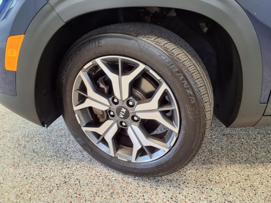 Used 2021 Kia Seltos EX image 6
