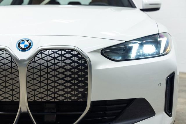 Used 2025 BMW i4 xDrive40i w/ Premium Package image 7