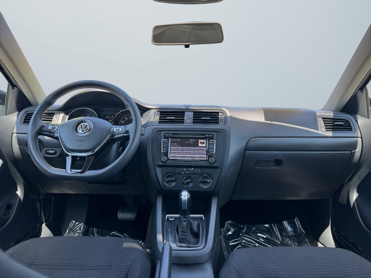Used 2015 Volkswagen Jetta S FWD image 10
