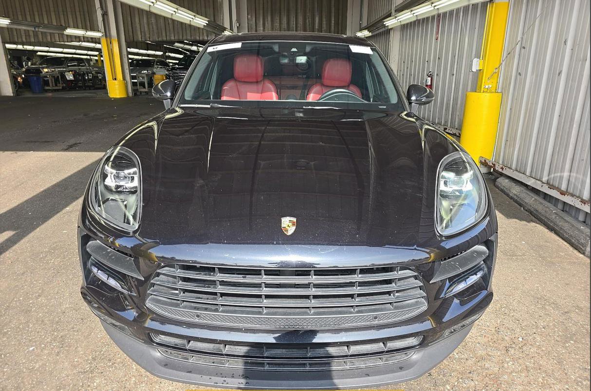 Used 2020 Porsche Macan S AWD/4WD image 2