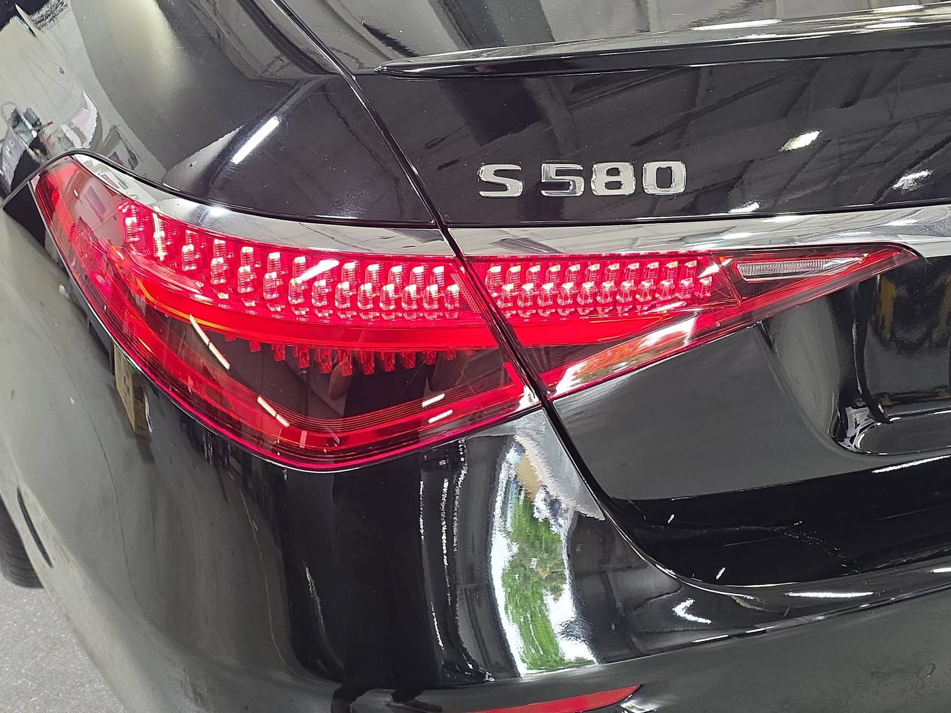 Certified 2023 Mercedes-Benz S 580 4MATIC Sedan image 33