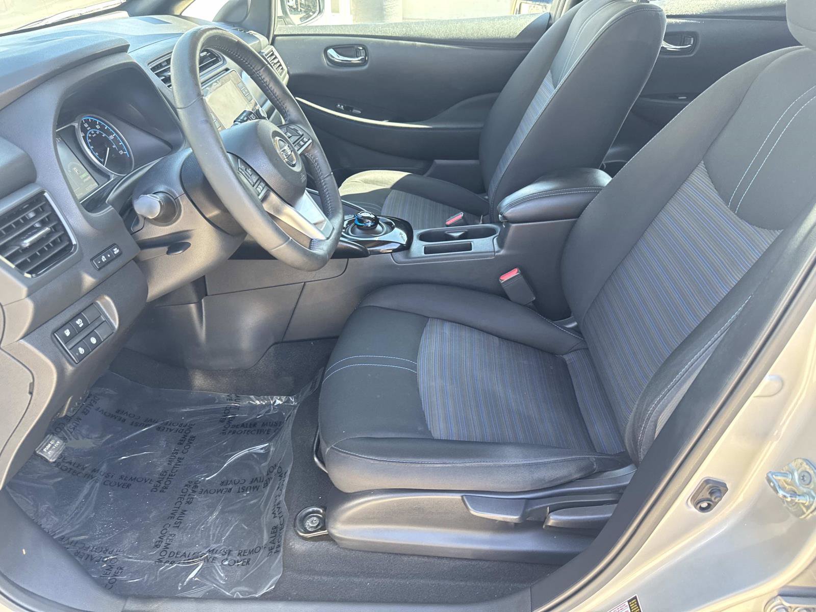 Used 2021 Nissan Leaf SV image 14