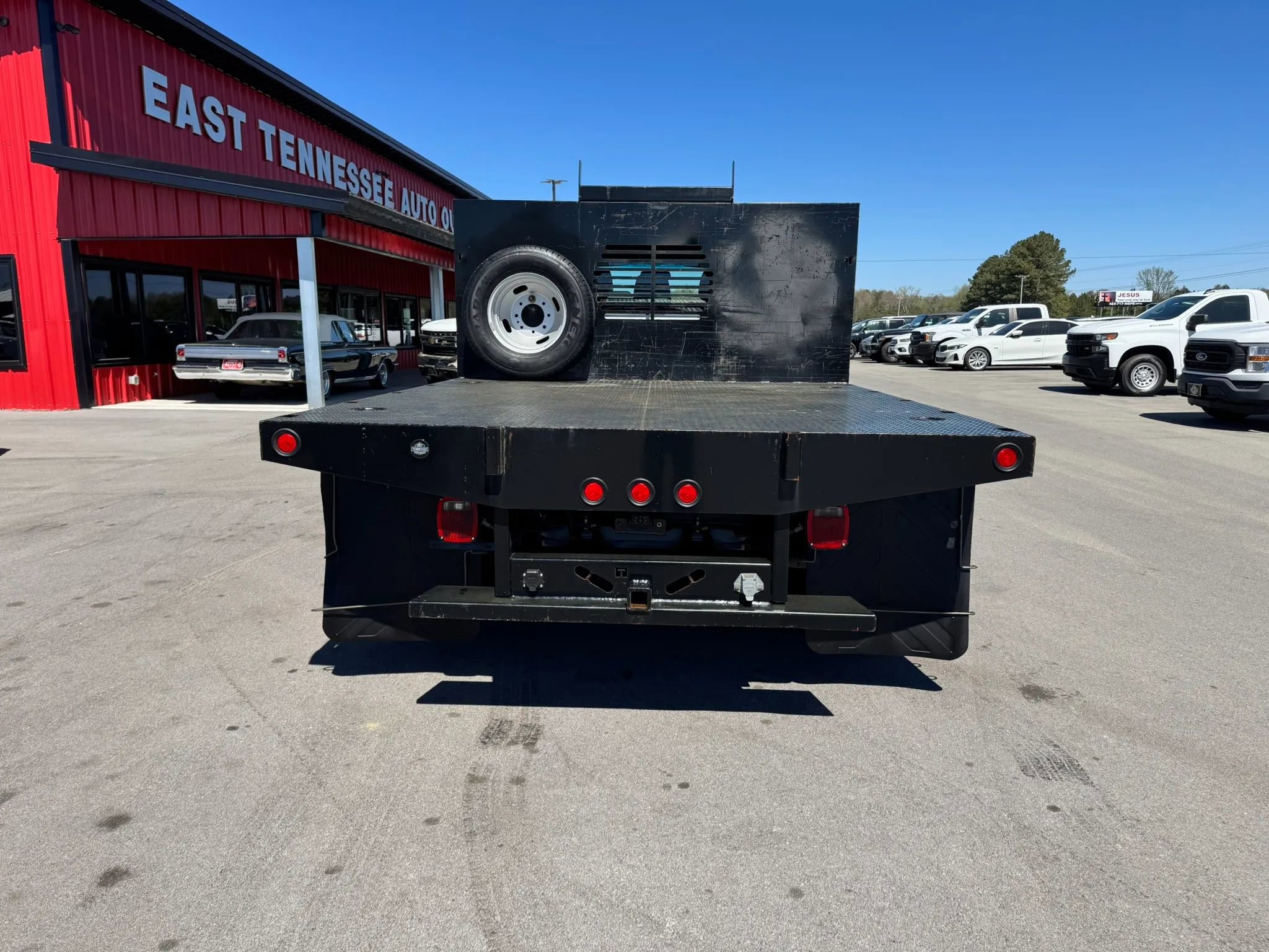 Used 2015 Ford F350 XL w/ Power Equipment Group AWD/4WD image 16