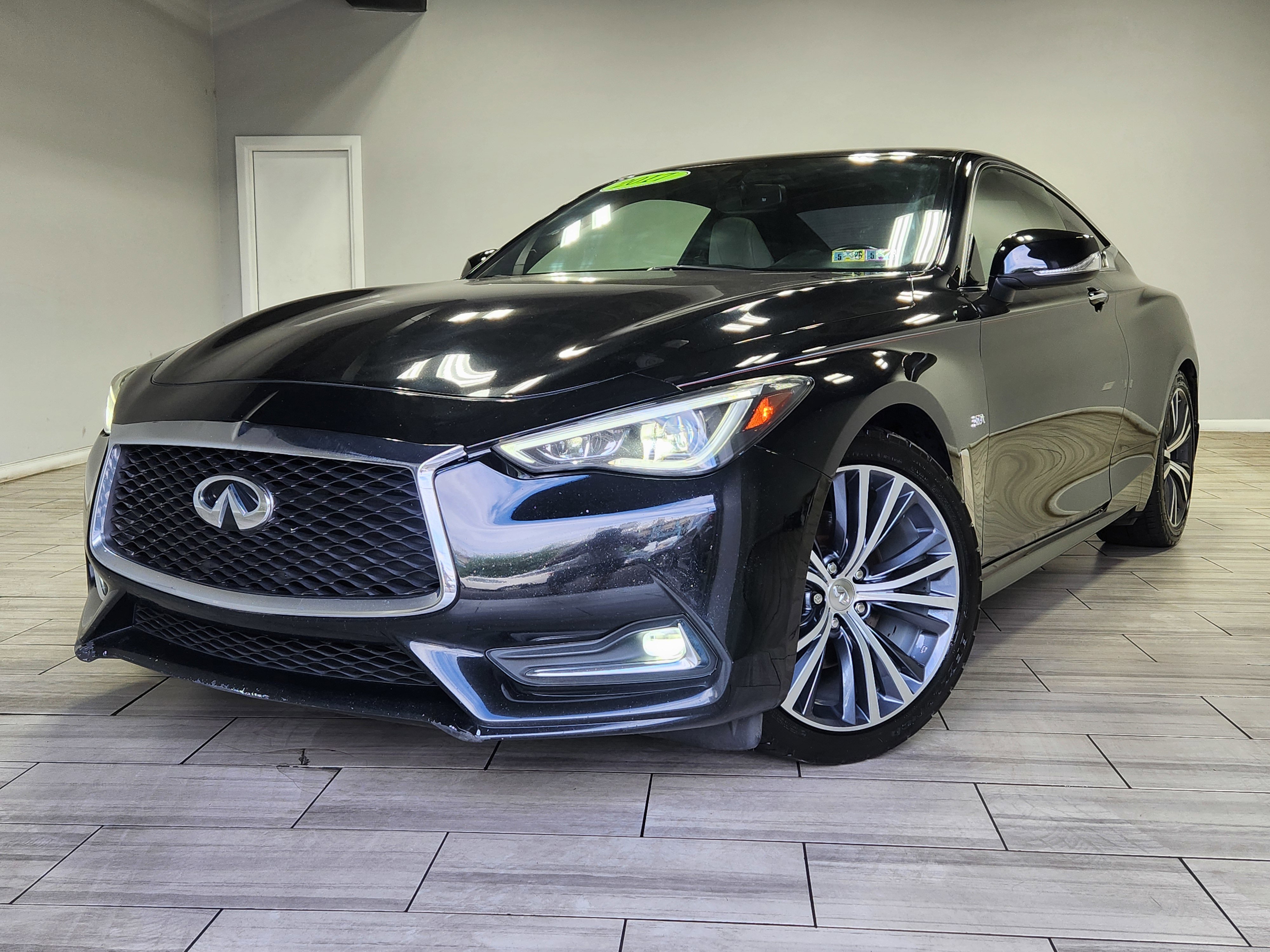 Used 2017 INFINITI Q60 3.0t w/ Cargo Package AWD/4WD image 1
