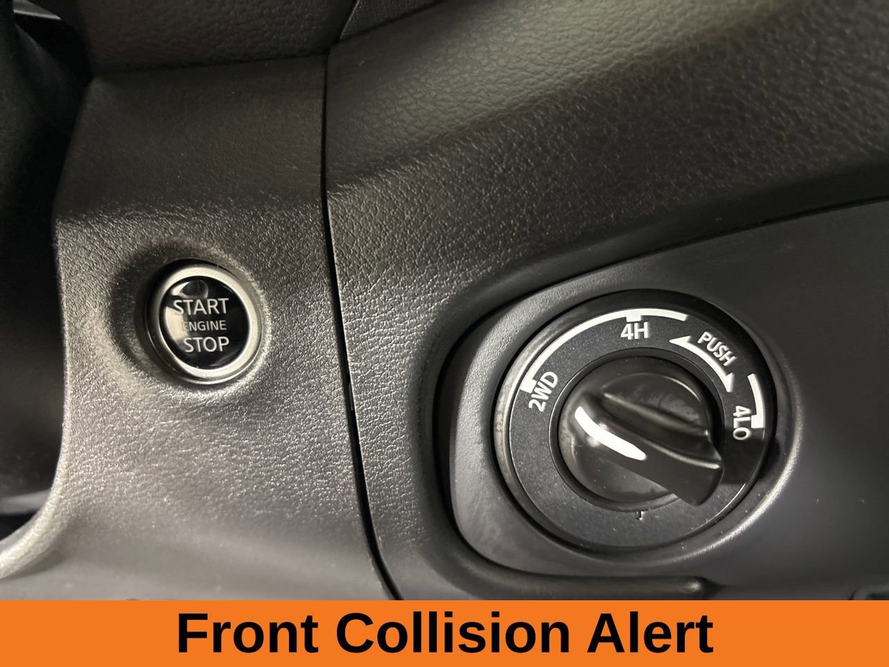 Used 2024 Nissan Frontier SV w/ SV Convenience Package image 14