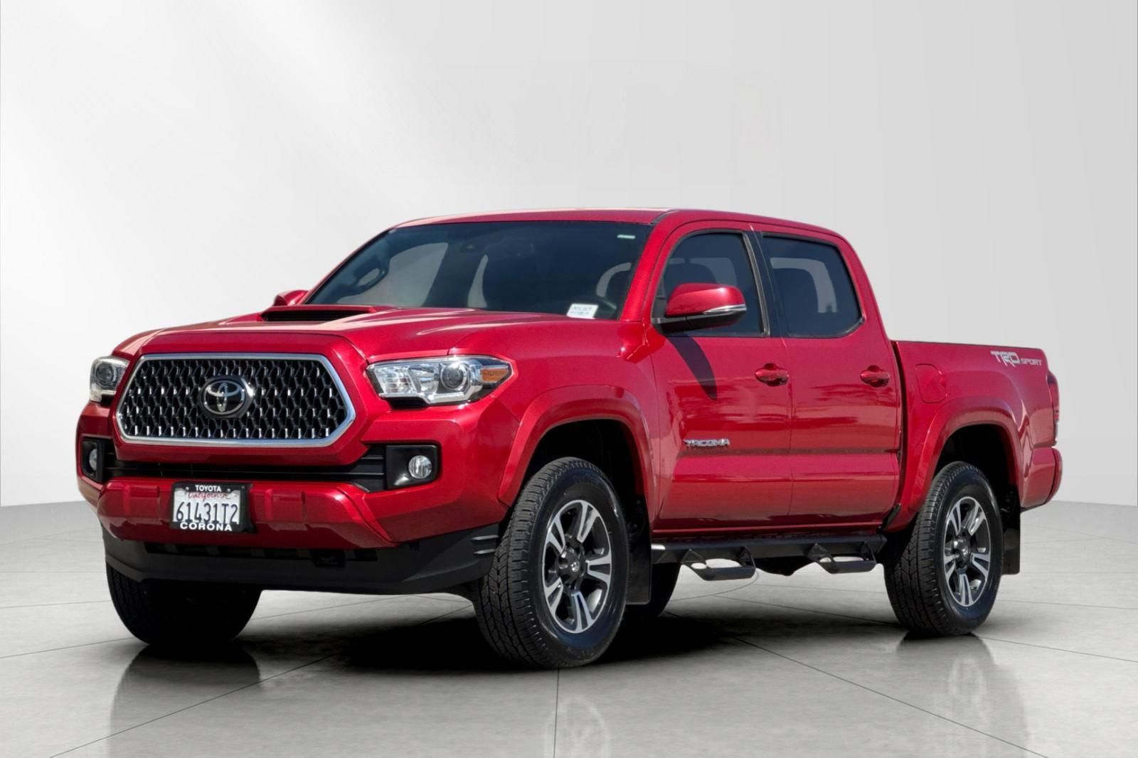Used 2019 Toyota Tacoma TRD Sport w/ TRD Premium Sport Package image 8