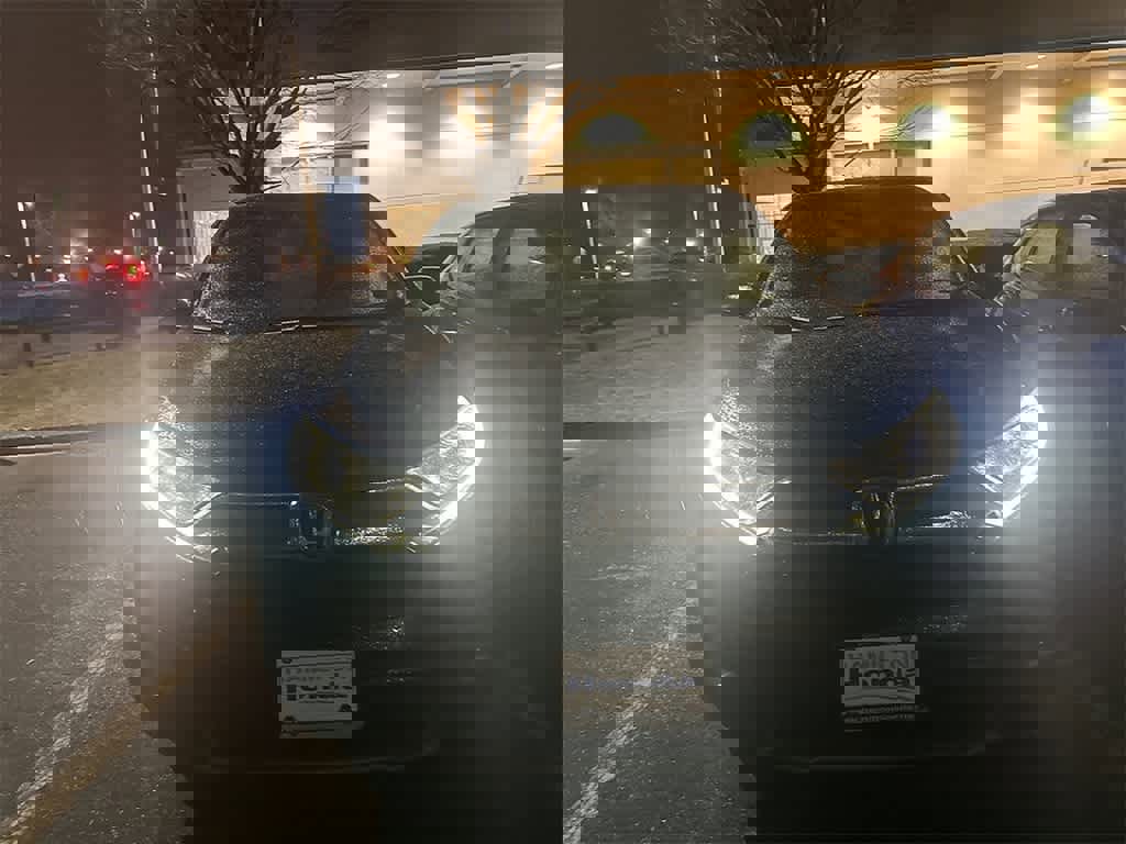 Used 2018 Honda CR-V EX image 2