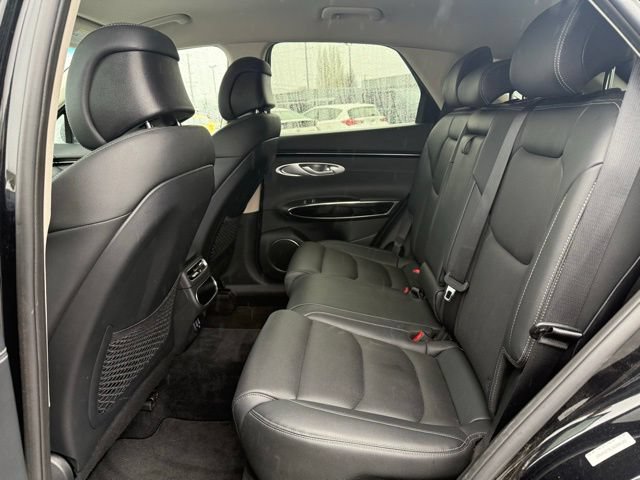 Used 2025 Genesis GV70 2.5T AWD/4WD image 19