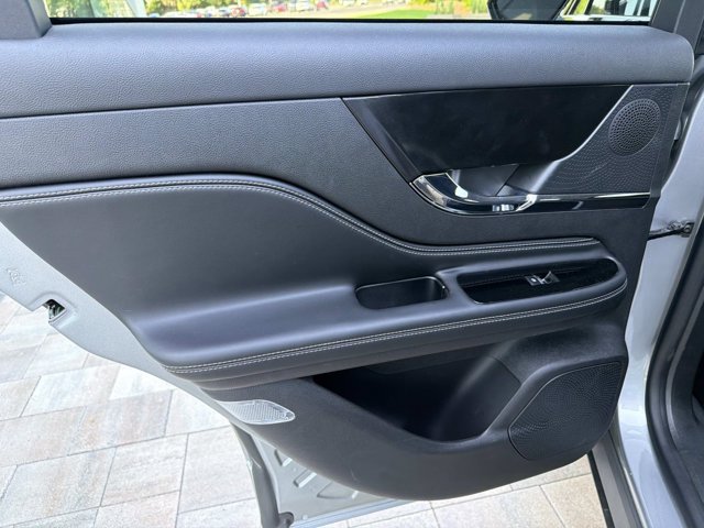 Used 2024 Lincoln Corsair FWD image 17