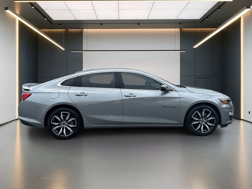 Used 2023 Chevrolet Malibu RS w/ LPO, Floor Liner Package FWD image 6