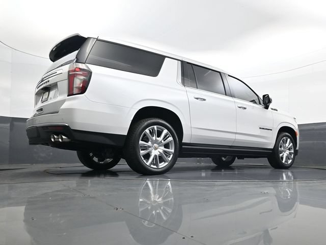 Used 2024 Chevrolet Suburban High Country AWD/4WD image 26