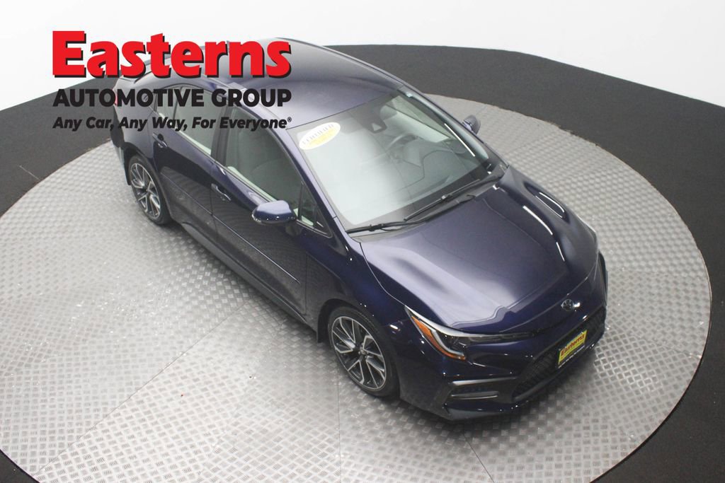 Used 2021 Toyota Corolla SE FWD image 3