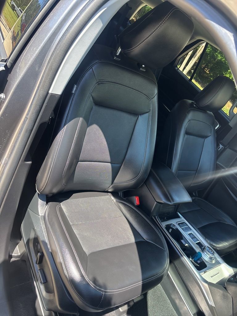 Used 2022 Ford Explorer Limited w/ Equipment Group 301A image 55