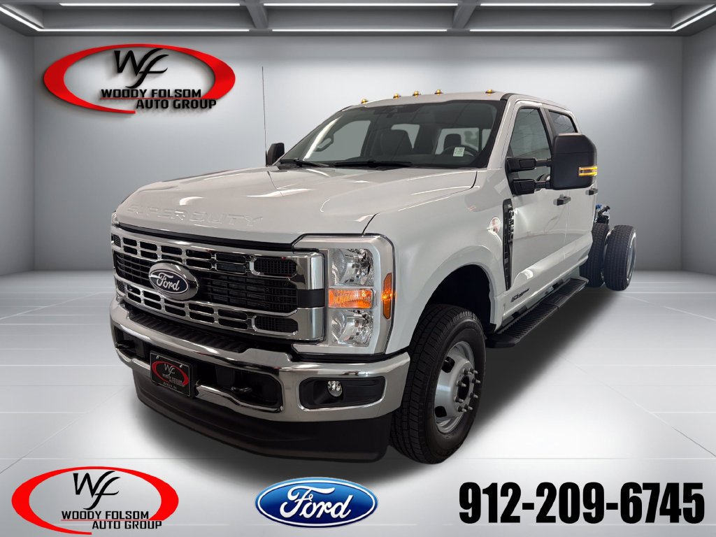 New 2027 Ford F350 XL w/ XL Chrome Package