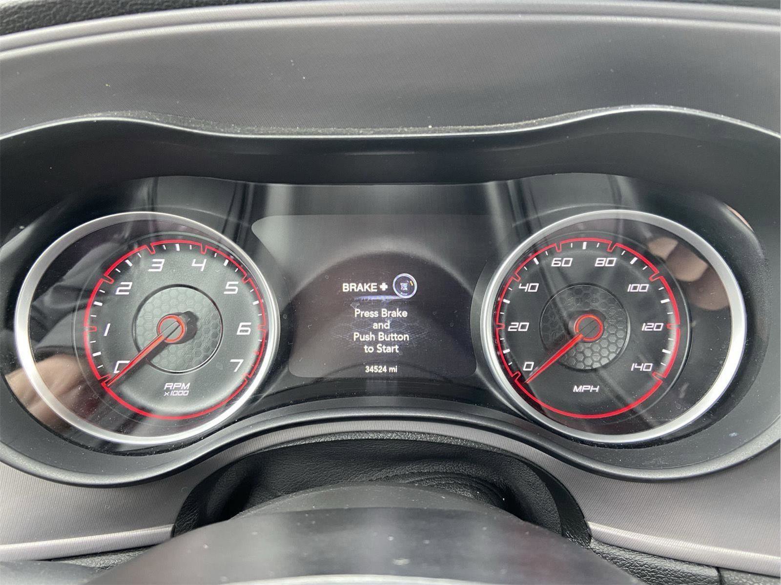 Used 2023 Dodge Charger SXT image 4