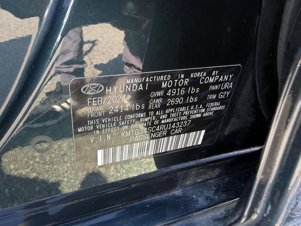 Certified 2024 Genesis G70 2.5T image 20