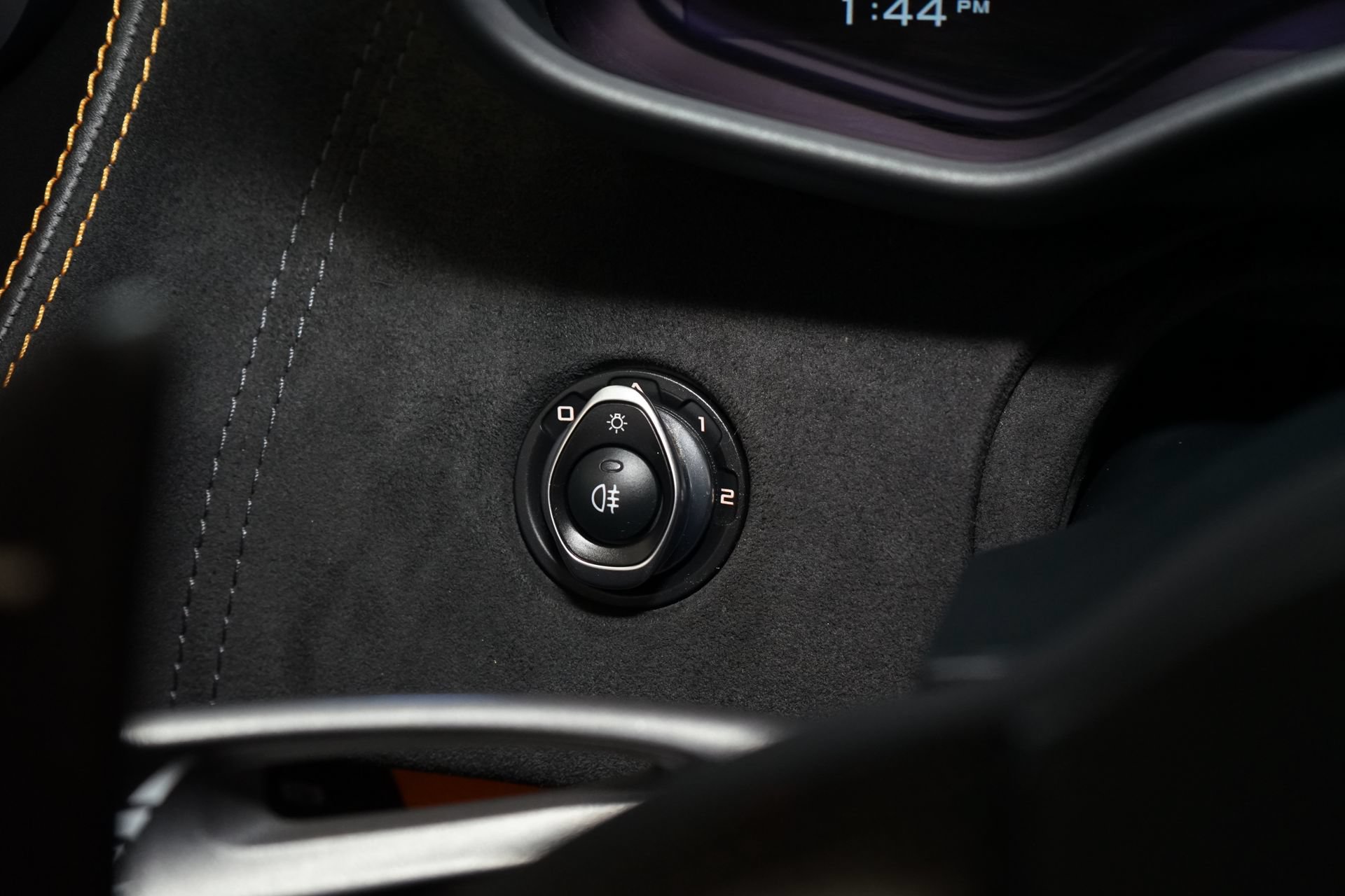 Used 2018 McLaren 570S Coupe RWD image 25