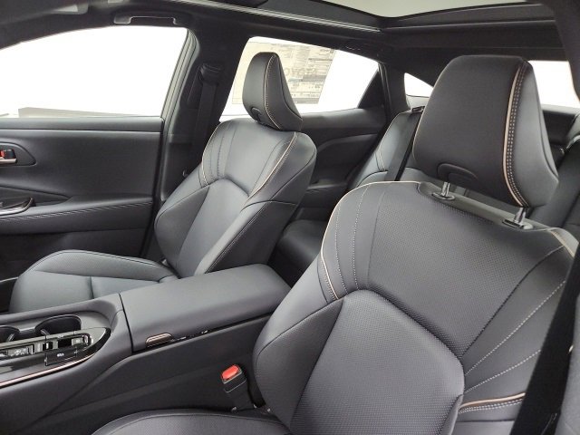 New 2026 Toyota Crown Platinum image 19