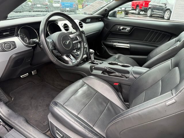 Used 2017 Ford Mustang Premium RWD image 14