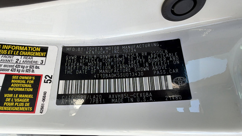 Used 2025 Toyota Camry XLE image 30