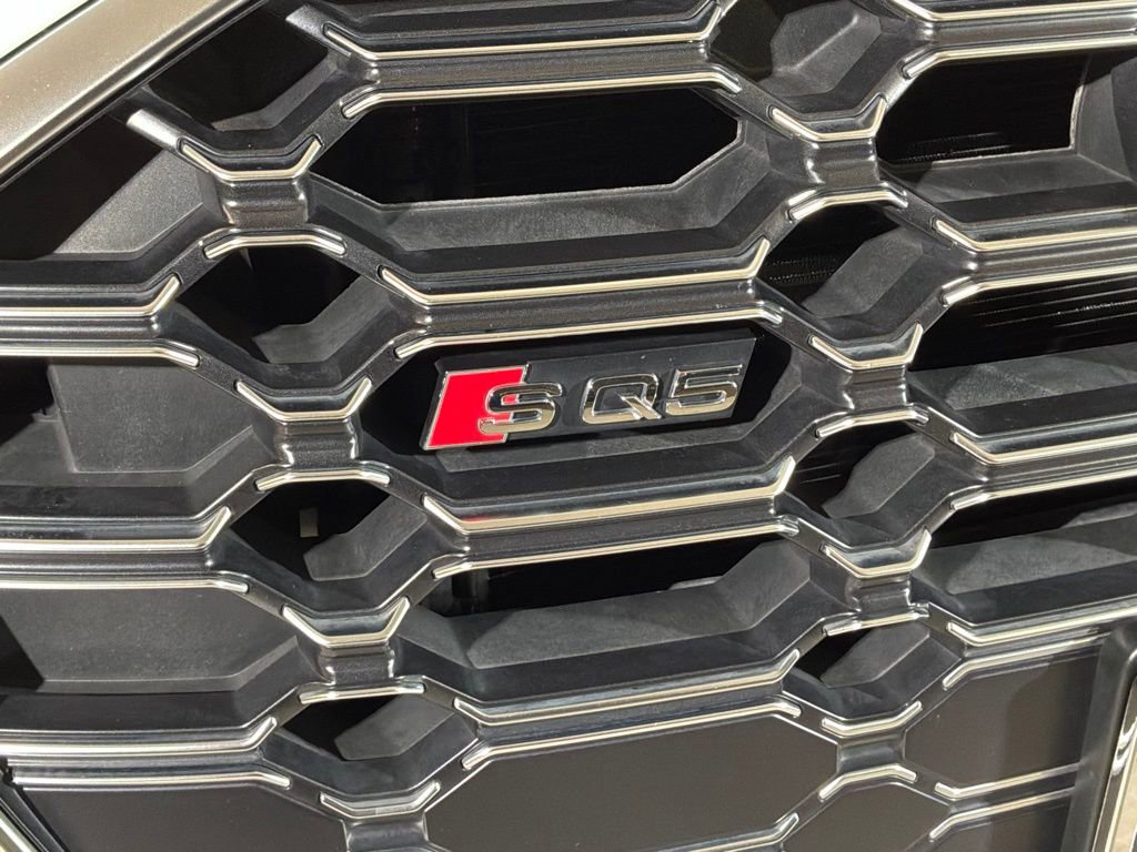 Used 2023 Audi SQ5 Premium w/ Convenience Package image 25