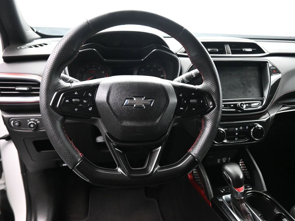 Used 2023 Chevrolet TrailBlazer RS w/ Convenience Package AWD/4WD image 14