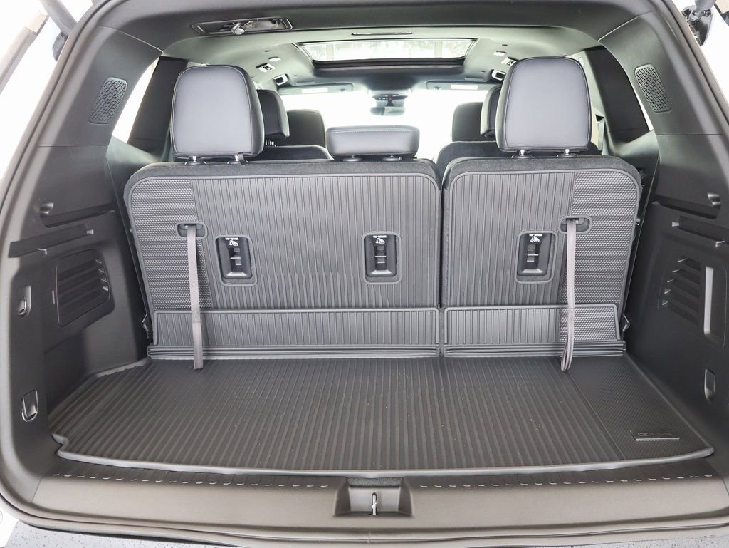 New 2026 GMC Acadia Elevation w/ Black Edition image 32
