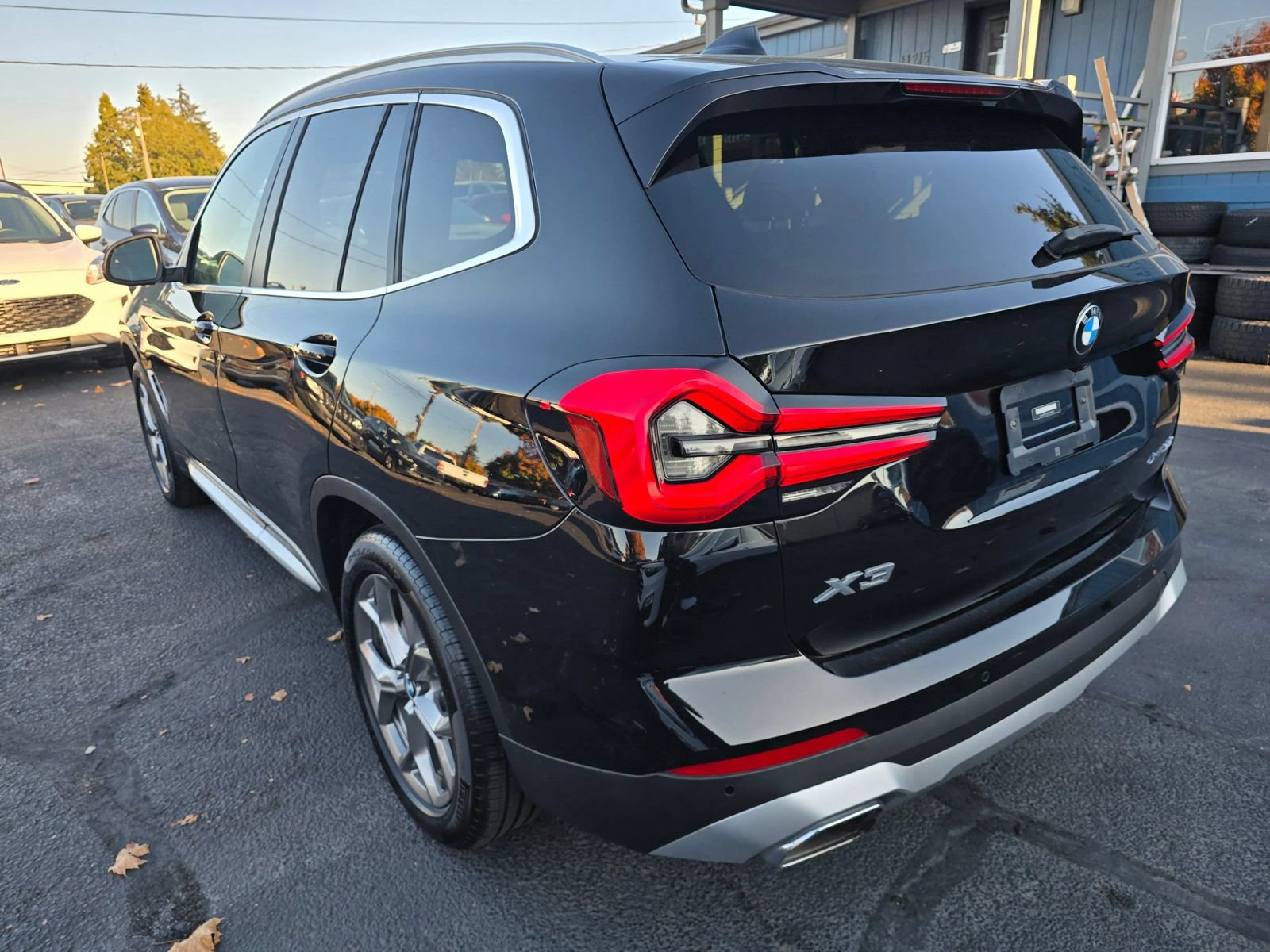 Used 2023 BMW X3 xDrive30i AWD/4WD image 4