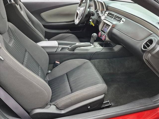 Used 2015 Chevrolet Camaro LS RWD image 19
