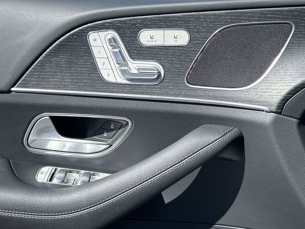 Used 2025 Mercedes-Benz GLE 450 4MATIC Coupe image 24