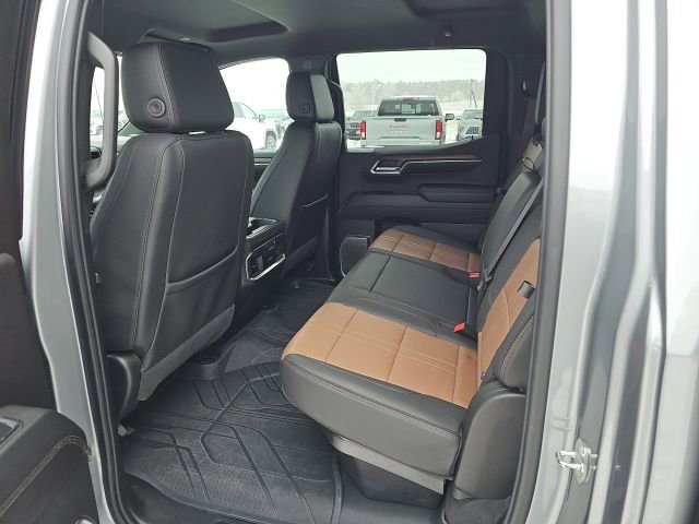 Certified 2024 Chevrolet Silverado 1500 High Country w/ Technology Package image 9