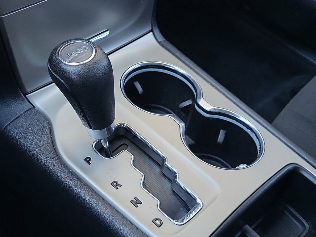 Used 2012 Jeep Grand Cherokee Laredo image 27