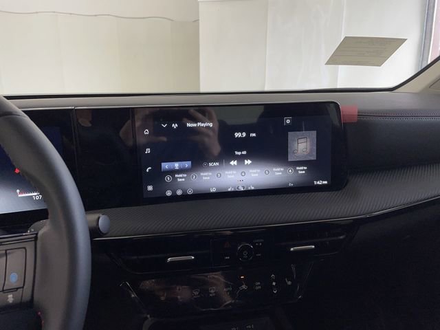 New 2026 Nissan Kicks SR w/ Cold Weather Package image 23