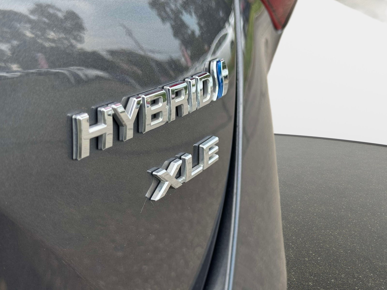 Certified 2022 Toyota Prius XLE AWD/4WD image 8