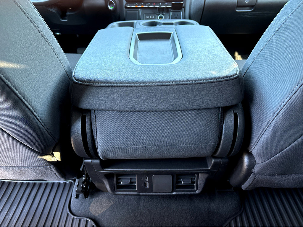 Used 2025 Chevrolet Silverado 1500 Custom image 24