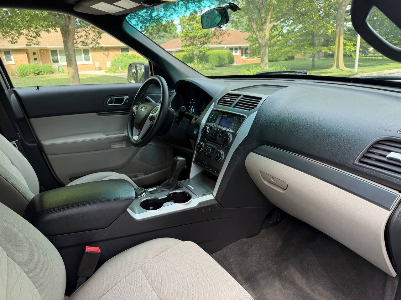 Used 2015 Ford Explorer 4WD image 15