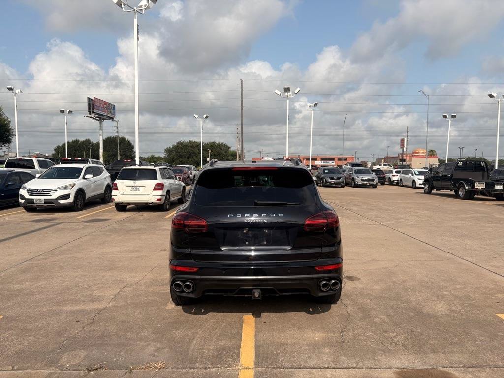 Used 2016 Porsche Cayenne S AWD/4WD image 7