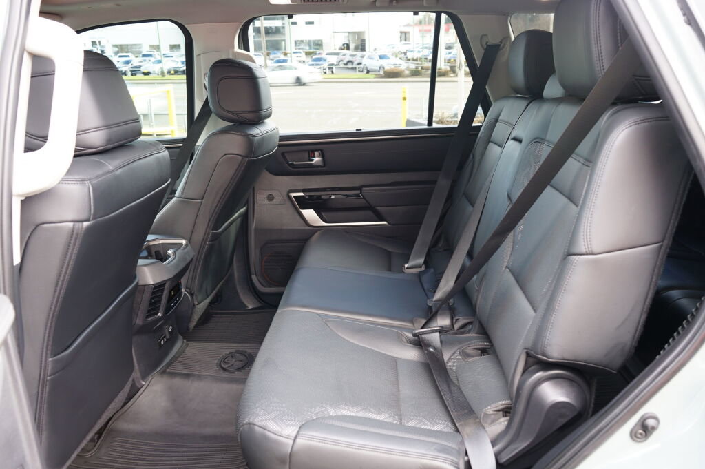 Used 2024 Toyota Sequoia Limited image 17