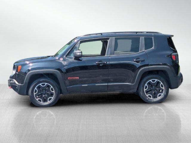 Used 2016 Jeep Renegade Trailhawk w/ Premium Trailhawk Package AWD/4WD image 7