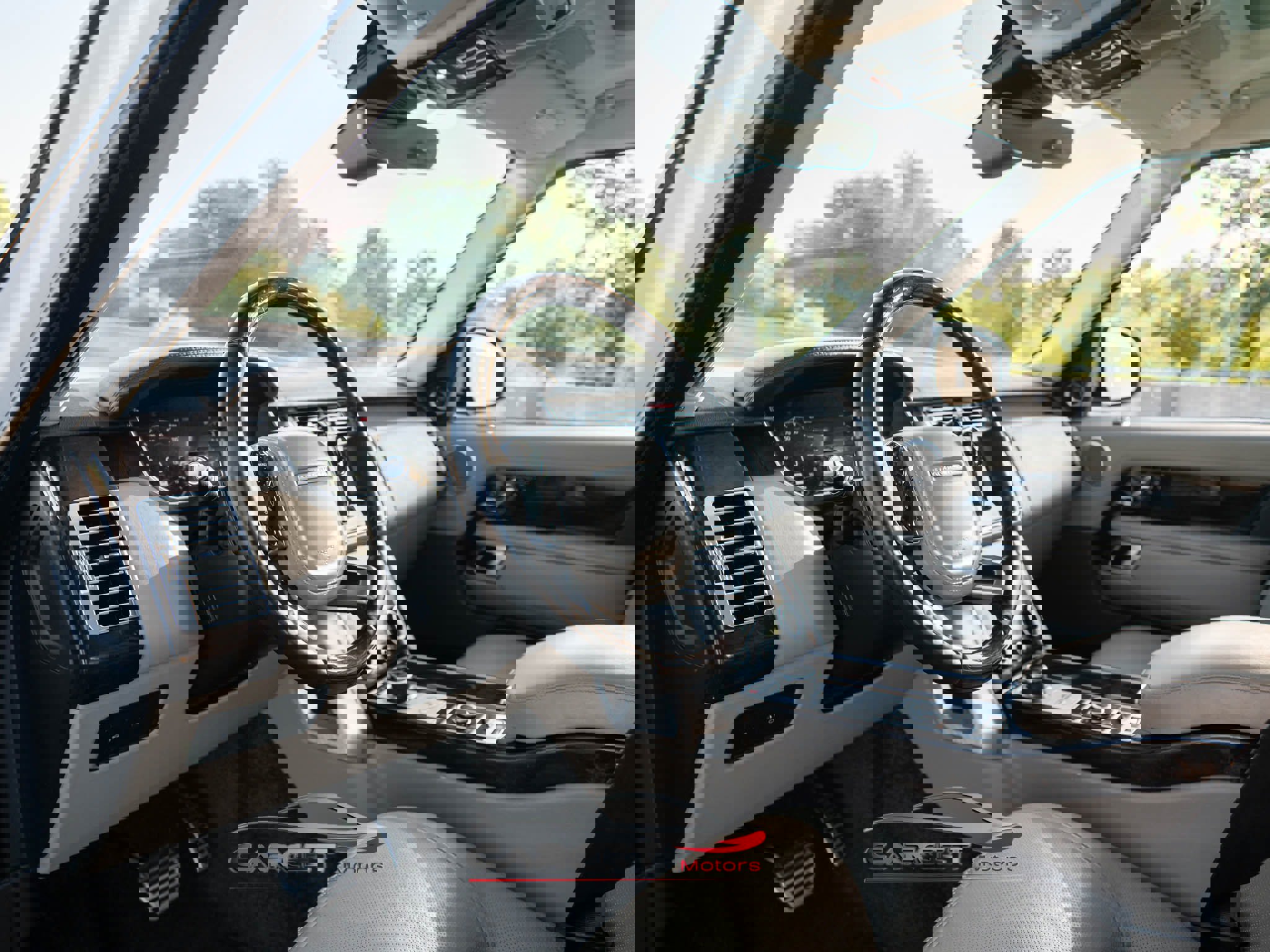 Used 2021 Land Rover Range Rover Westminster Edition image 13