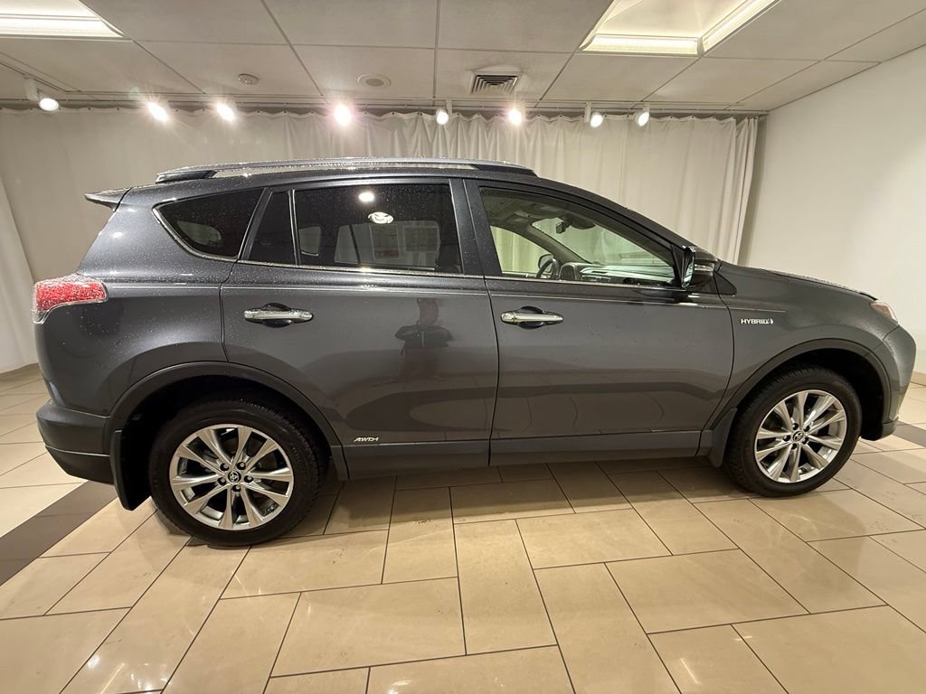 Certified 2018 Toyota RAV4 Limited AWD/4WD image 7