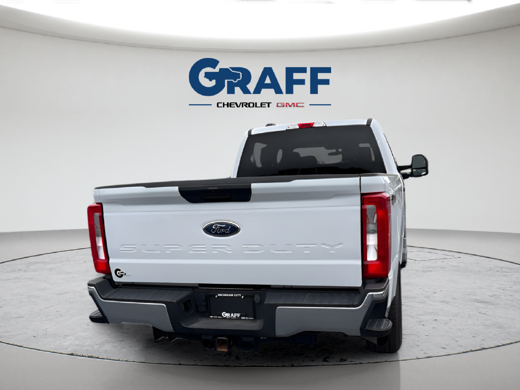 Used 2025 Ford F250 XLT AWD/4WD image 5