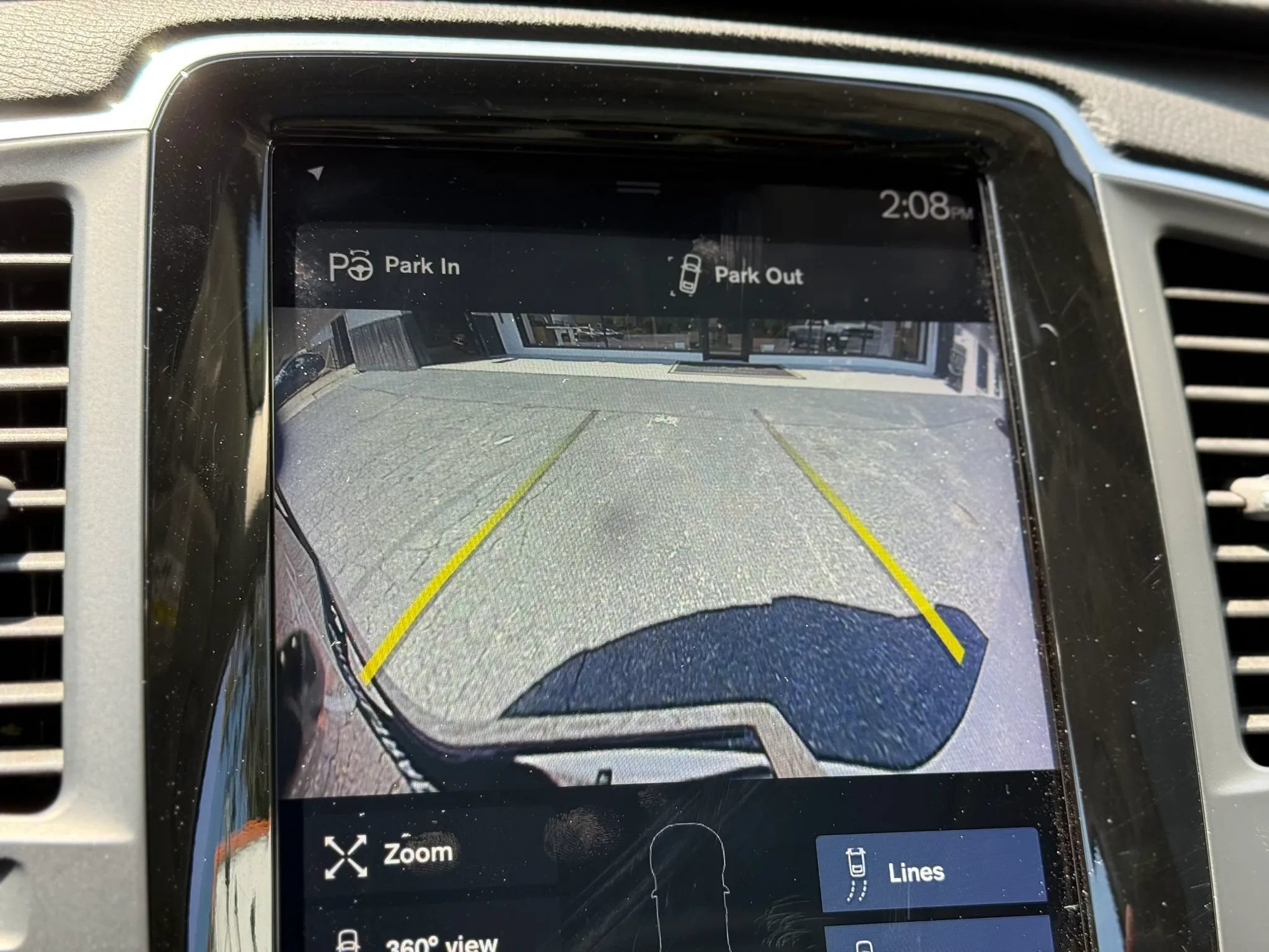 Used 2019 Volvo XC90 T5 Momentum w/ Advanced Package AWD/4WD image 13