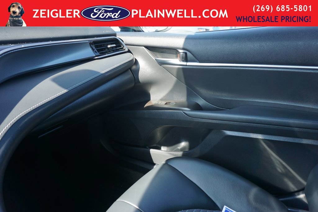 Used 2024 Toyota Camry SE image 30