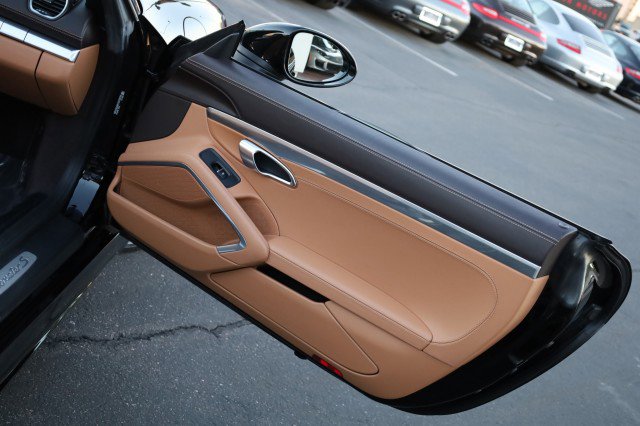 Used 2018 Porsche 718 Boxster S image 42