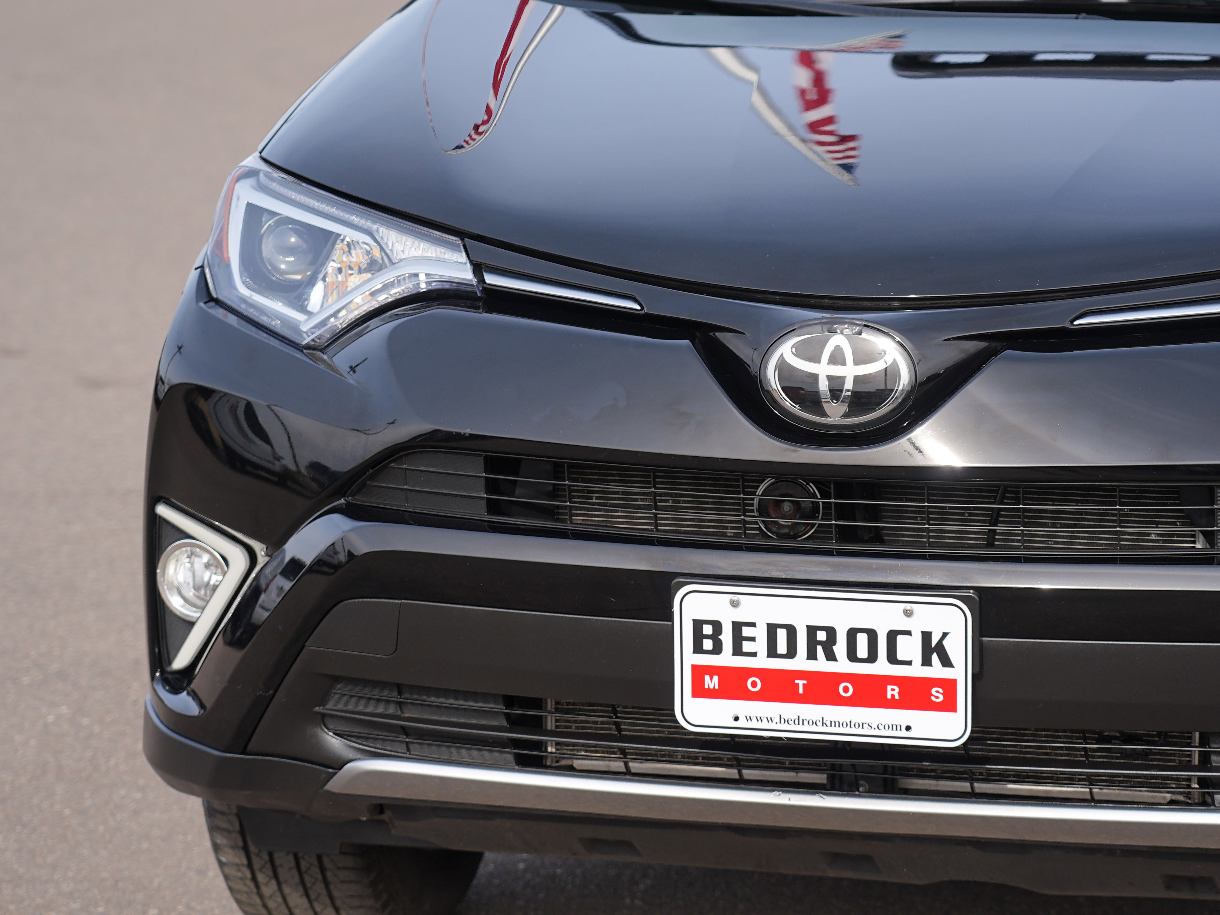 Used 2017 Toyota RAV4 XLE w/ Plus Special Value Package image 9