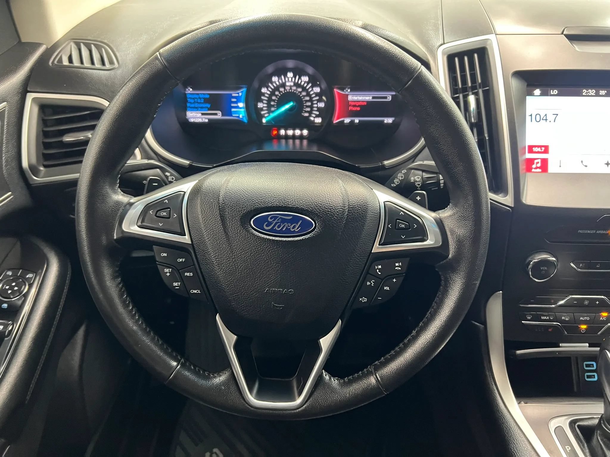 Used 2016 Ford Edge SEL w/ Utility Package FWD image 17