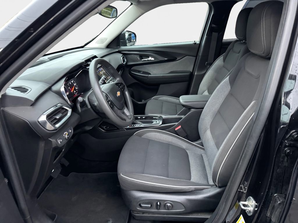 Used 2023 Chevrolet TrailBlazer LT image 12
