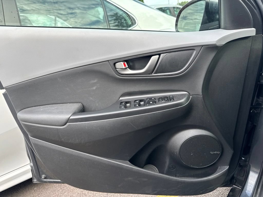Used 2019 Hyundai Kona Ultimate FWD image 9